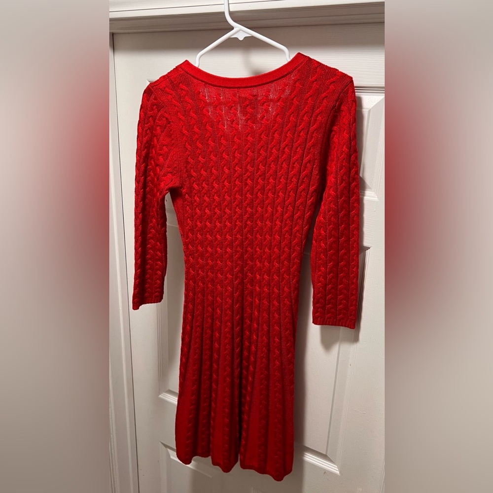 JH Women’s Red Long Sleeve Cable Kint Sweater Dress! Size Medium. - Picture 5 of 10
